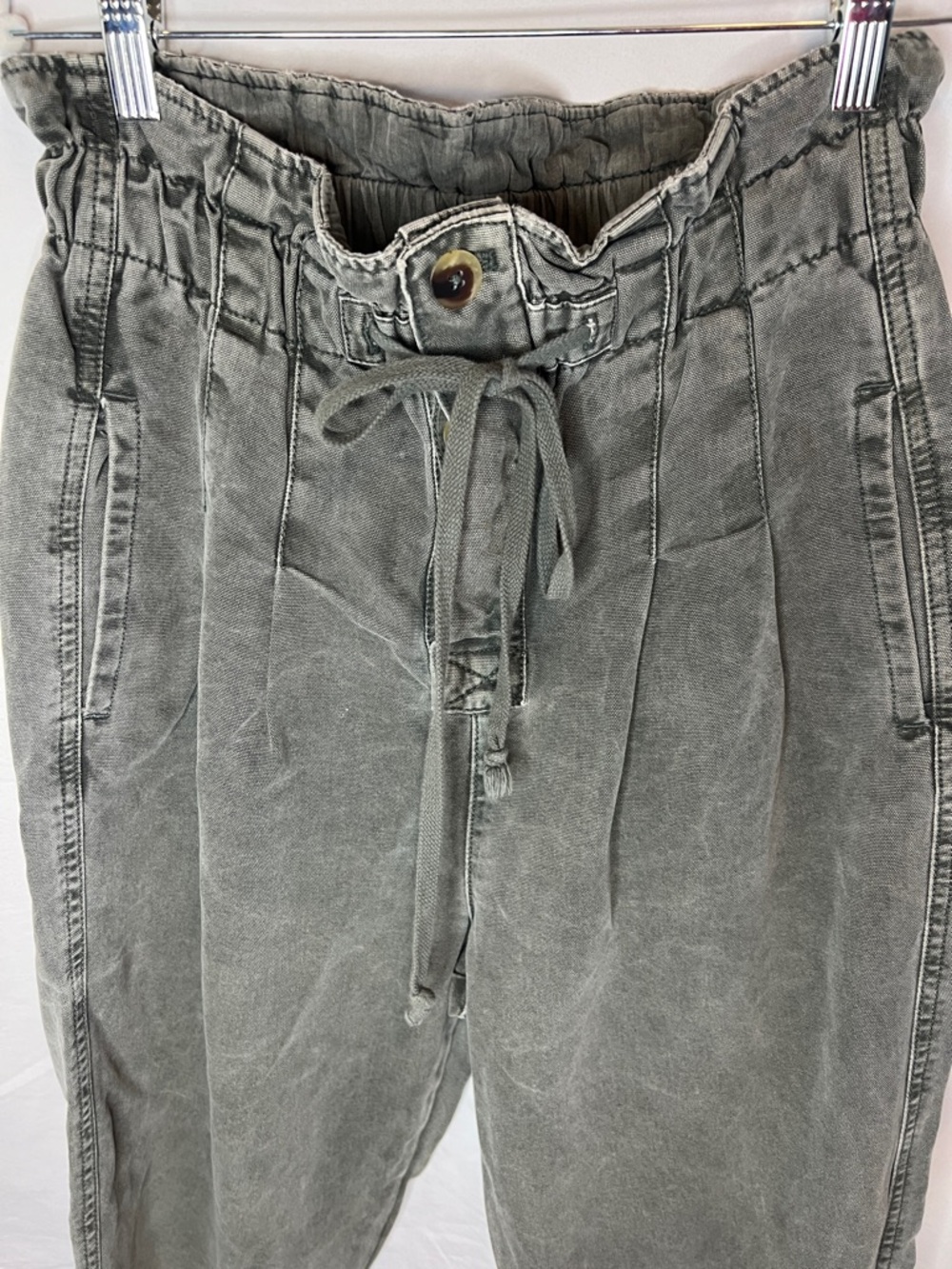 Free People Washed Olive Drawstring Joggers XS 14 inch waist 25 1/2 inseam - Picture 6 of 8